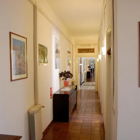 Bed & Breakfast One Step From St. Peter *